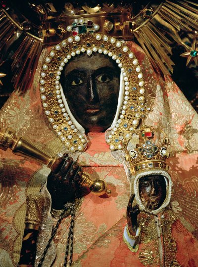 De Guadalupe Madonna (detail) door Spanish School